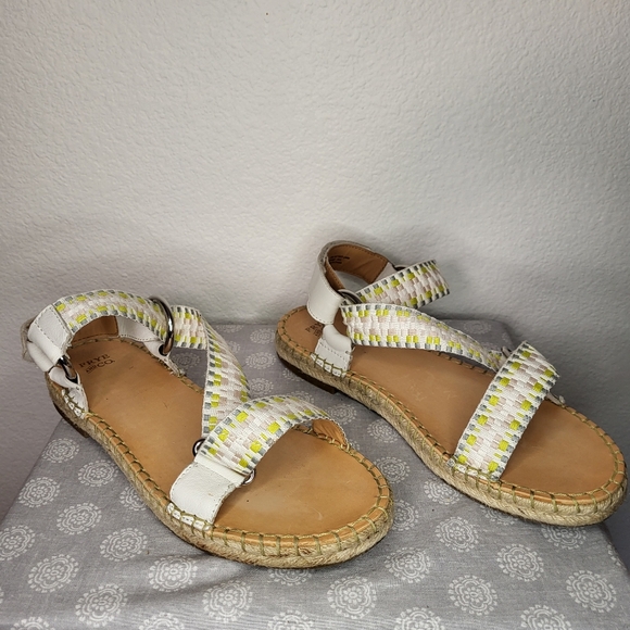 Frye & Co Kole Asymetrycal Strap Sandals size  10 - Picture 7 of 7